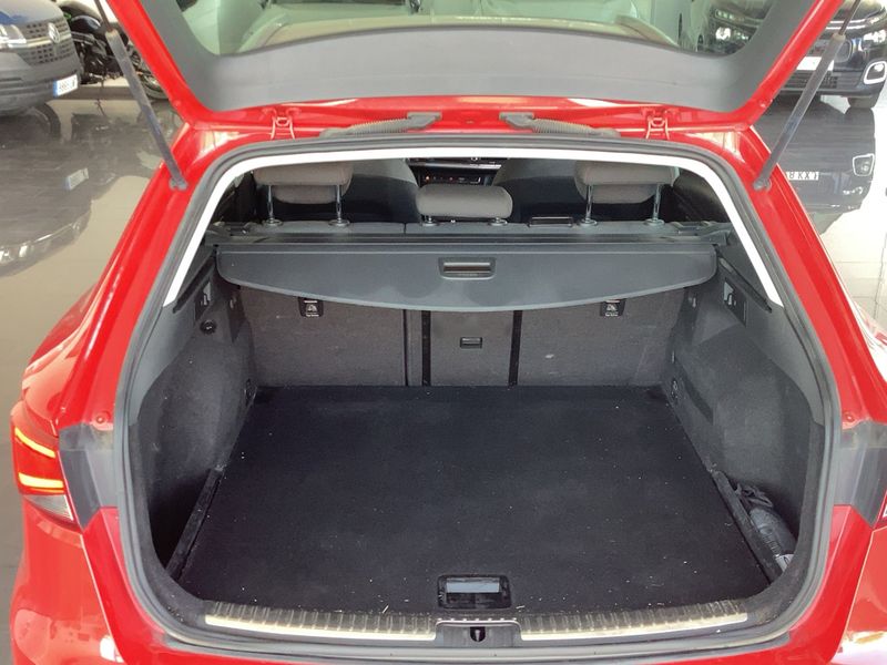 Seat Leon 2.0 TDI FR — zdjęcie 10