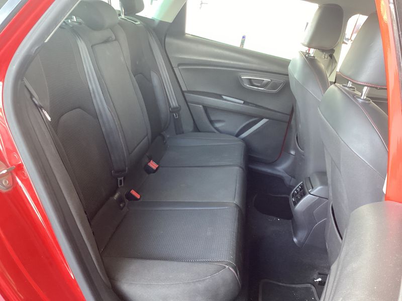 Seat Leon 2.0 TDI FR — zdjęcie 14
