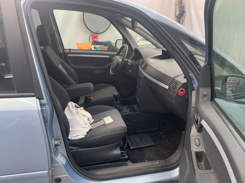 Opel Meriva 1.6 Cosmo — zdjęcie 3
