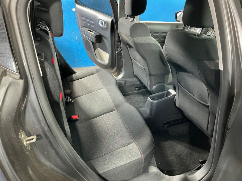 Citroen C3 1.2 PureTech Shine — zdjęcie 14