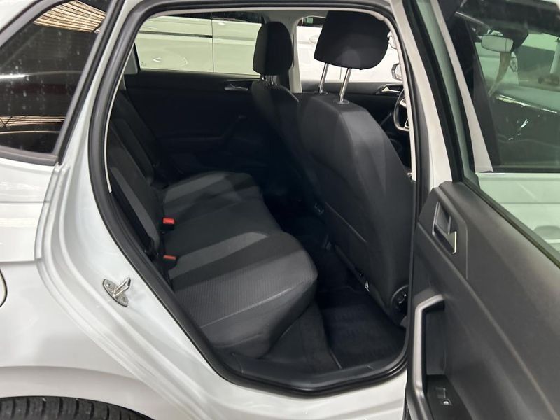 Volkswagen Polo 1.0 Life — zdjęcie 12
