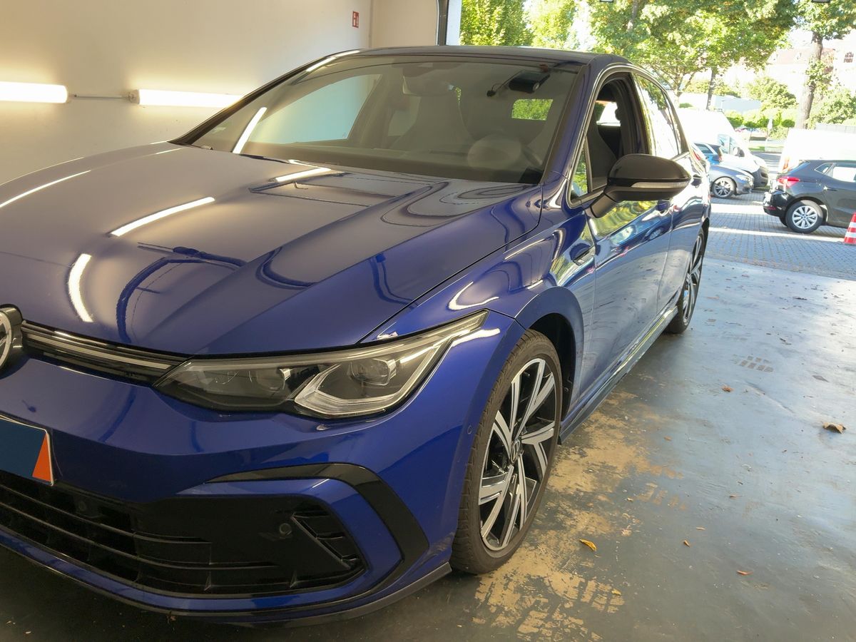 Volkswagen Golf VIII 1.5 eTSI ACT R-Line