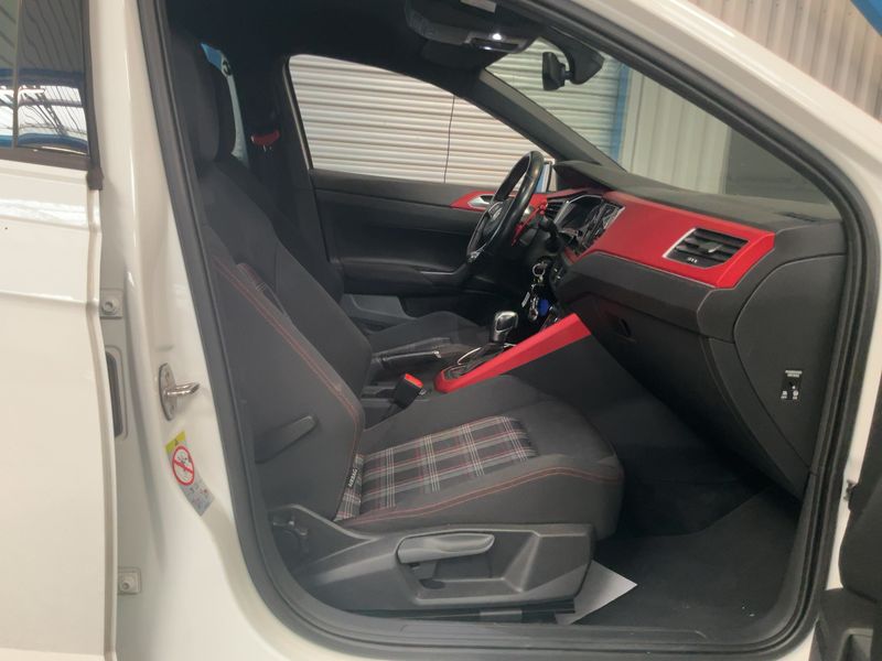 Volkswagen Polo 2.0 TSI GTI 2020 – снимка 16