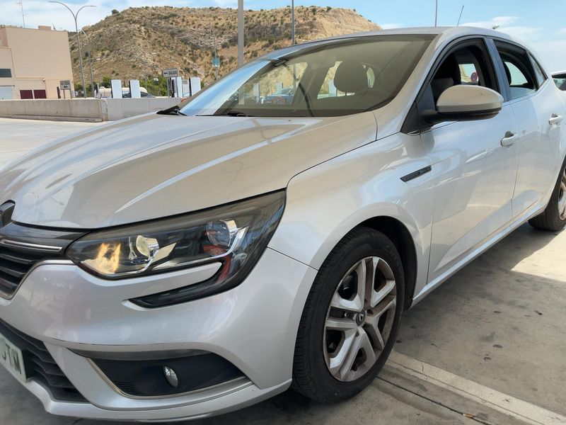 Renault Megane 1.5 dCi Energy Intens 2016 – снимка 2
