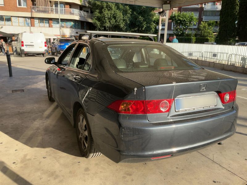 Honda Accord 2.2 CTDI I-CTDi Executive — zdjęcie 3