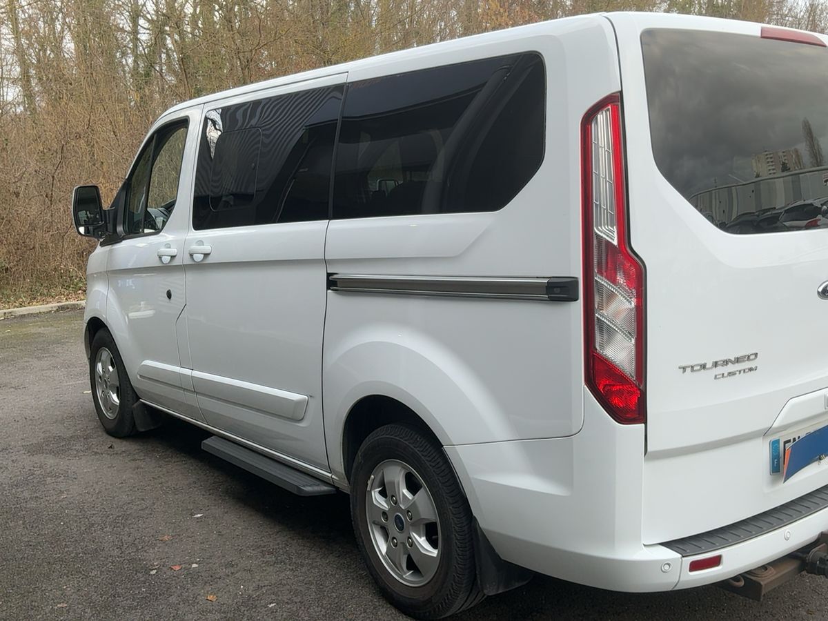 Ford Tourneo 2017 — photo 7