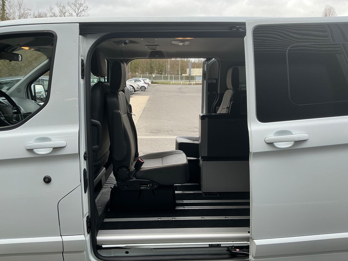 Ford Tourneo 2017 — photo 37