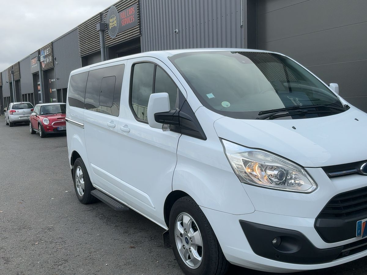 Ford Tourneo 2017 — photo 13