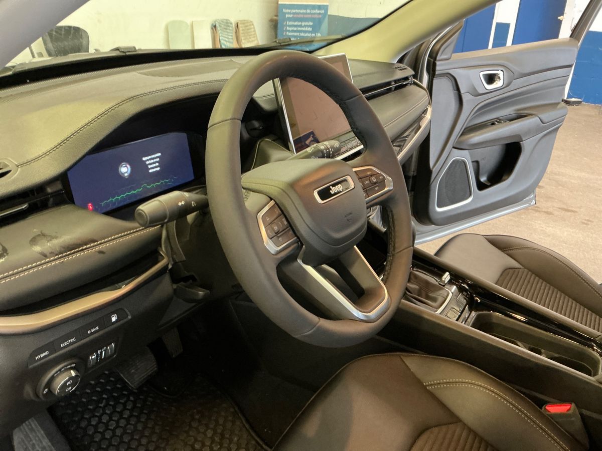 Jeep Compass 2024 — photo 34