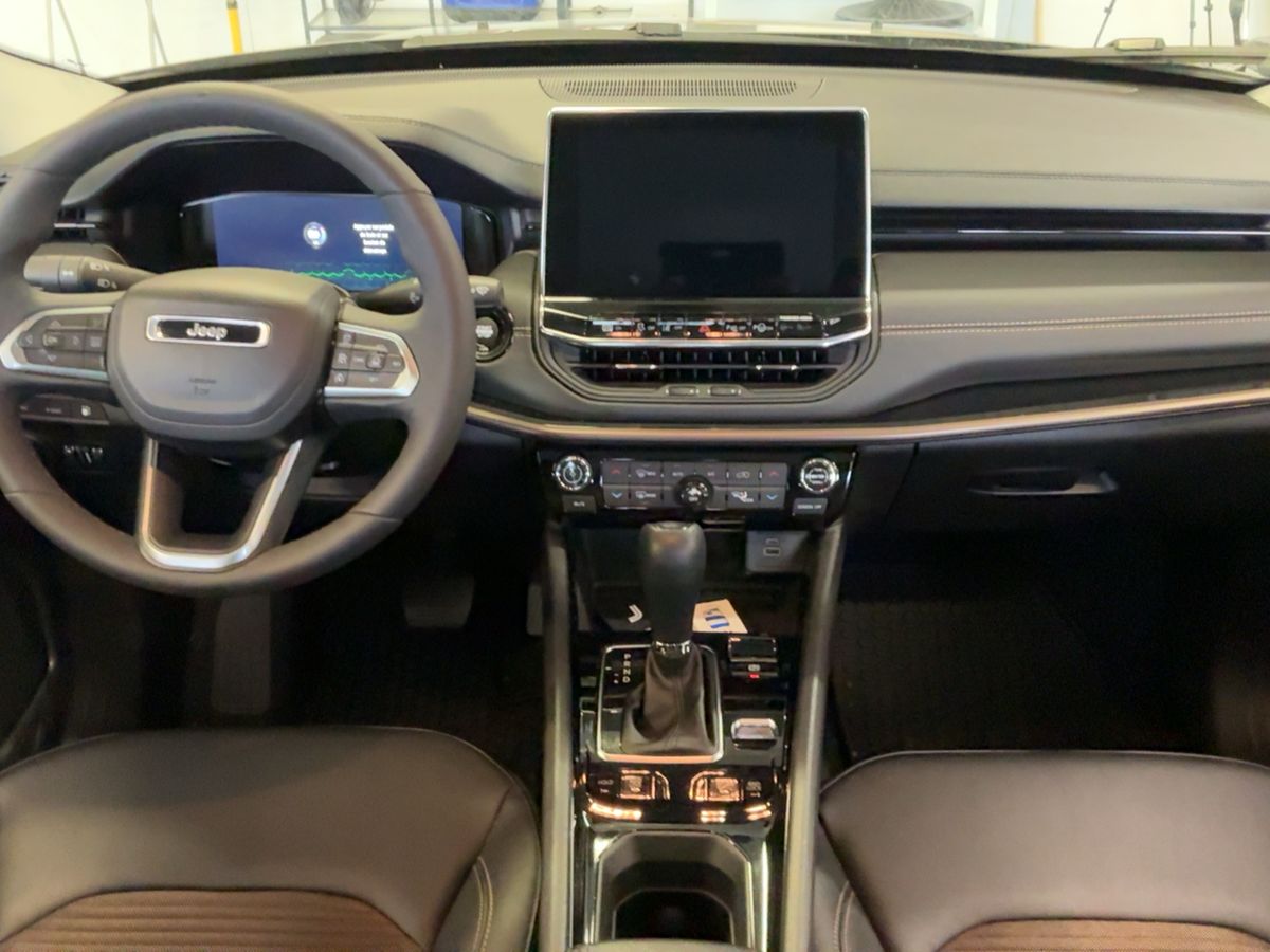 Jeep Compass 2024 — photo 18