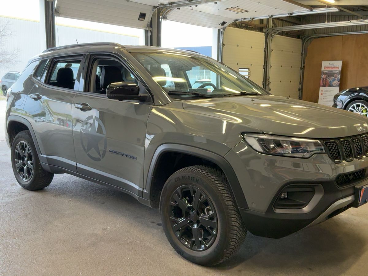Jeep Compass 2024 — photo 13