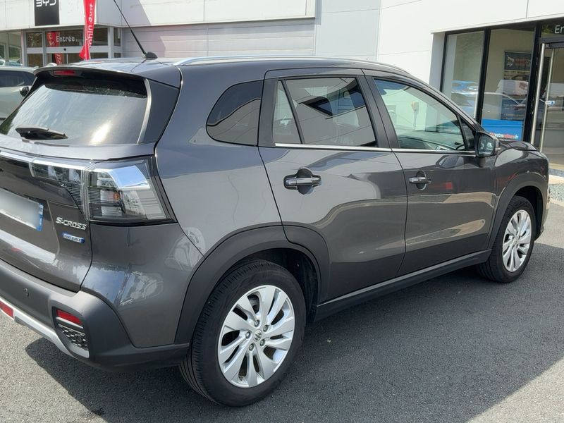 Suzuki SX4 1.4 DITC Mild-Hybrid S-Cross Shine — zdjęcie 6