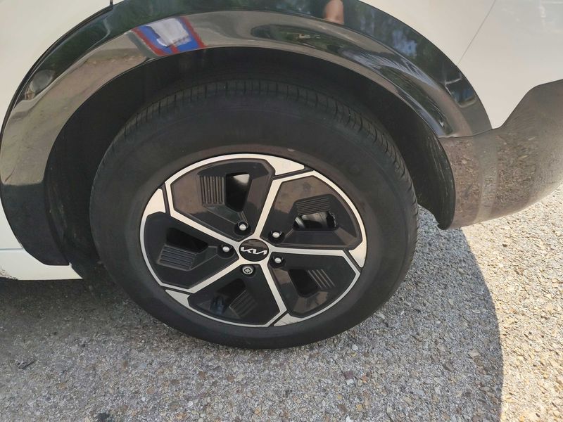 Kia Niro 1.6 Hybrid Drive — zdjęcie 19