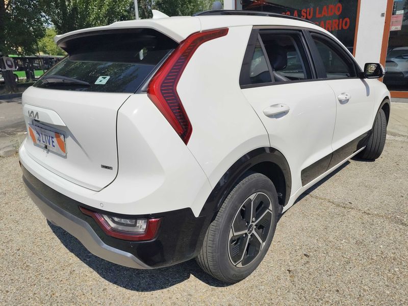 Kia Niro 1.6 Hybrid Drive — zdjęcie 5