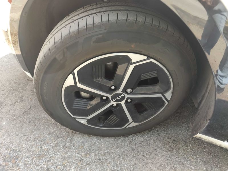 Kia Niro 1.6 Hybrid Drive — zdjęcie 20