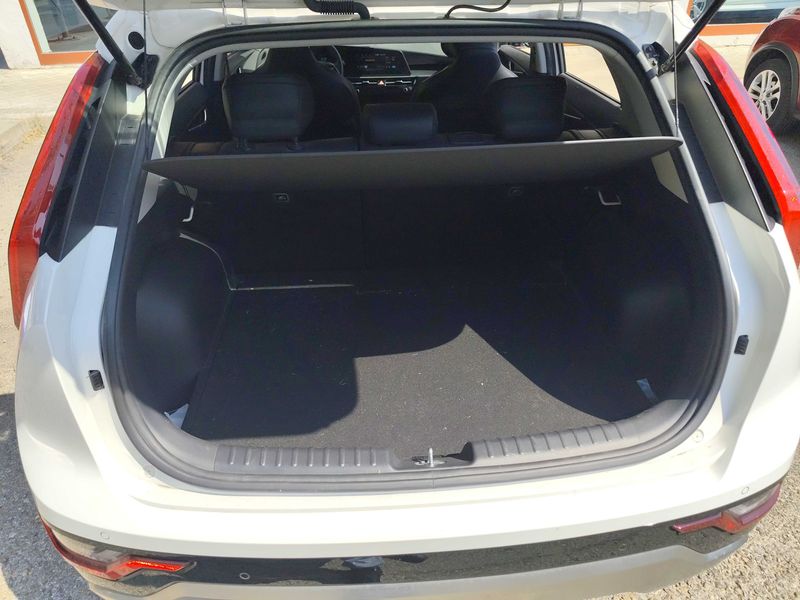Kia Niro 1.6 Hybrid Drive — zdjęcie 9