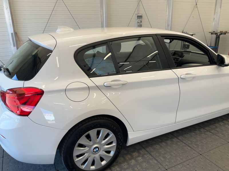 BMW 1er 118d xDrive Advantage 2015 – снимка 8