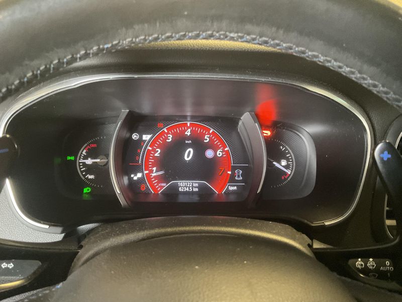 Renault Megane 1.6 TCe Energy GT — zdjęcie 13