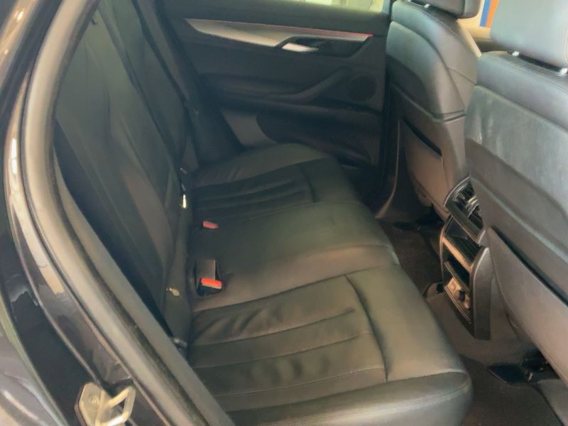 BMW X6 xDrive 30d — zdjęcie 14