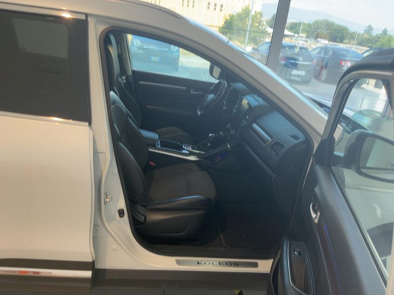 Renault Koleos 2.0 dCi Energy Intens 4x4 — zdjęcie 11