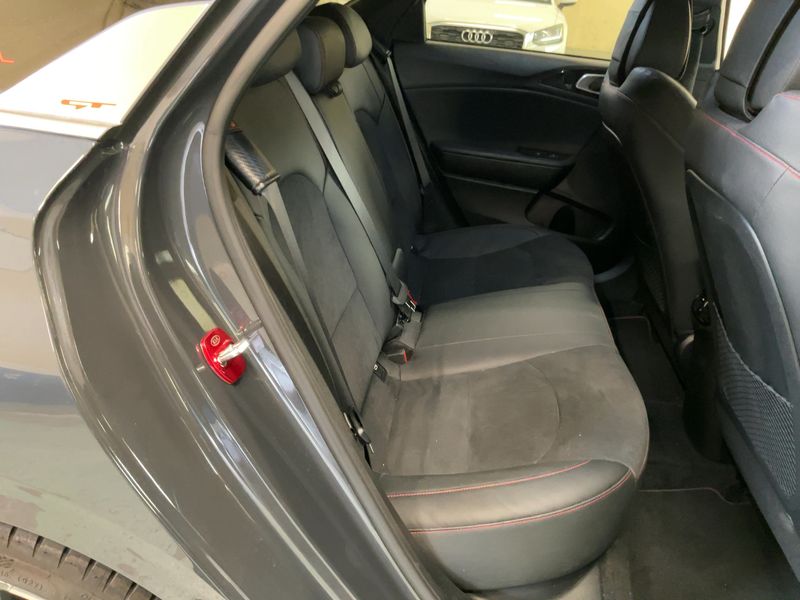 Kia pro_cee'd 1.6 TGDI GT — zdjęcie 14