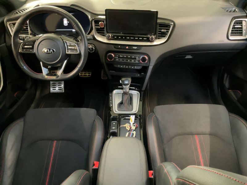 Kia pro_cee'd 1.6 TGDI GT — zdjęcie 12