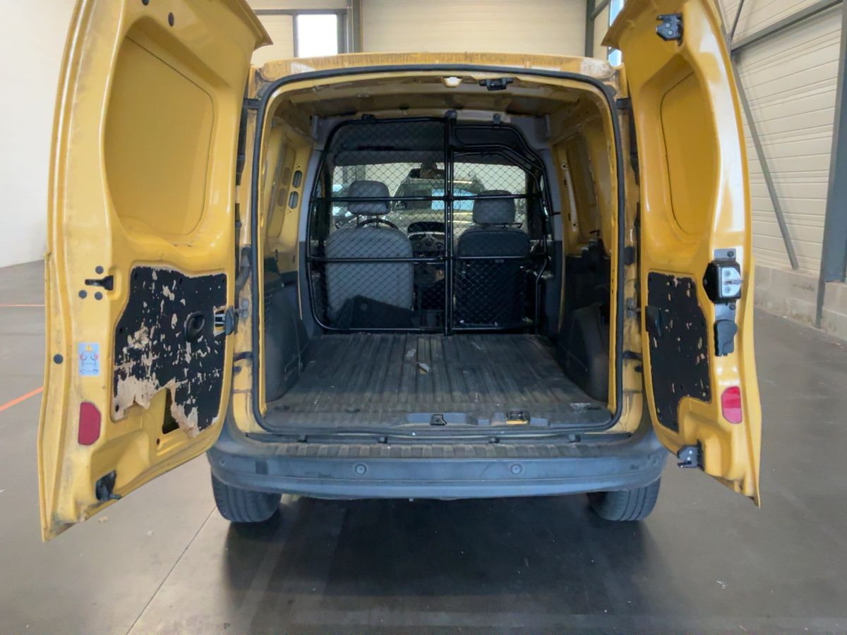 Renault Kangoo 2017 — photo 16
