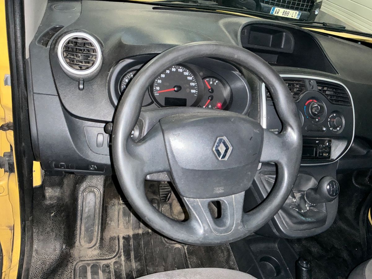 Renault Kangoo 2017 — photo 31