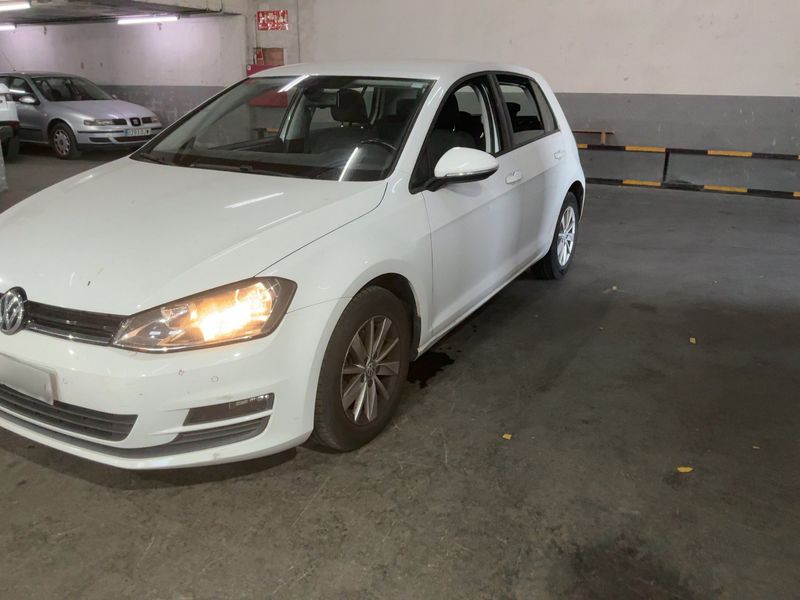 Volkswagen Golf VII 1.6 TDI Advance BlueMotion Tech 2013 – снимка 2