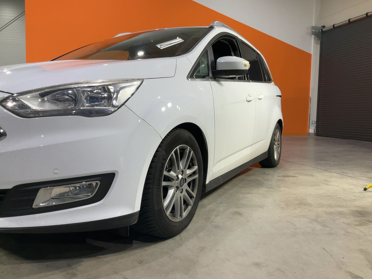 Ford Grand d'occasion