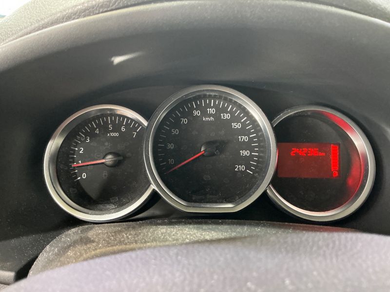 Dacia Sandero 0.9 TCe Comfort — zdjęcie 13