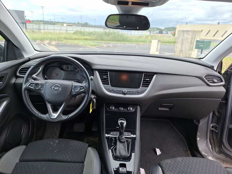 Opel Grandland X 1.2 Turbo Design Line 2019 – снимка 11