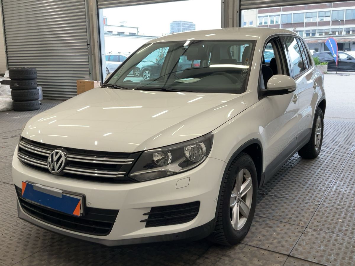 Volkswagen Tiguan 2015 — photo 1
