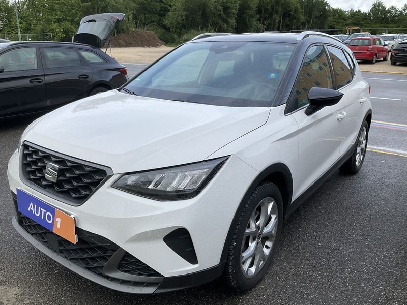 Seat Arona