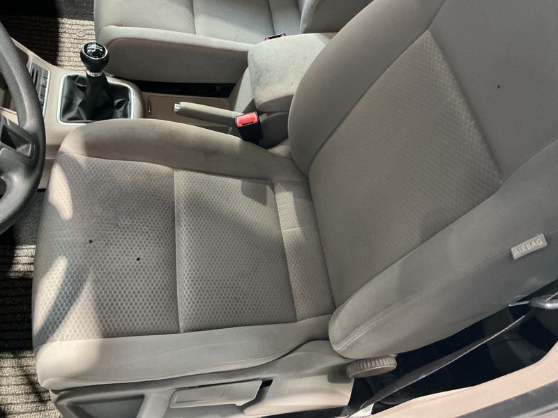 Volkswagen Golf VI Plus 1.6 TDI Trendline BlueMotion Tech 2011 – снимка 25