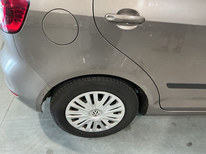Volkswagen Golf VI Plus 1.6 TDI Trendline BlueMotion Tech 2011 – снимка 22