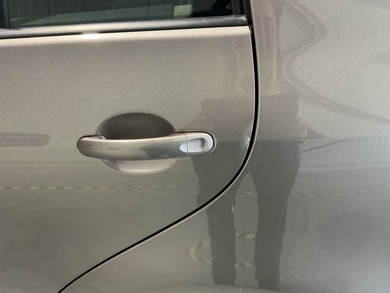 Volkswagen Golf VI Plus 1.6 TDI Trendline BlueMotion Tech 2011 – снимка 40