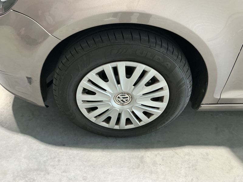 Volkswagen Golf VI Plus 1.6 TDI Trendline BlueMotion Tech 2011 – снимка 3