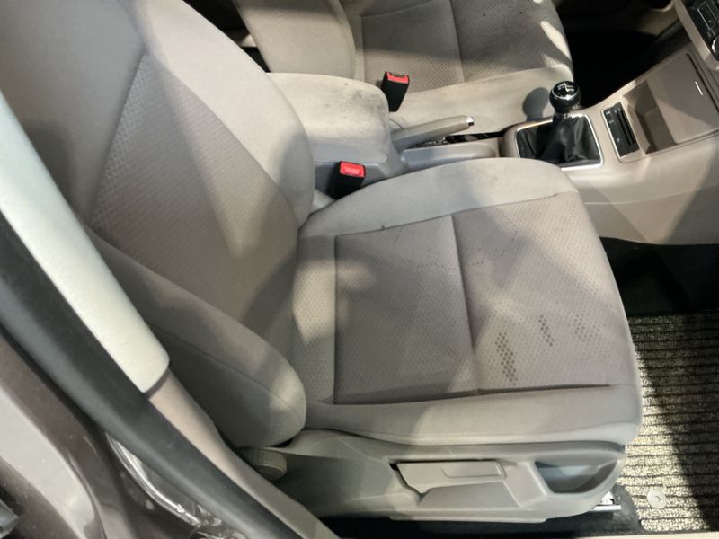 Volkswagen Golf VI Plus 1.6 TDI Trendline BlueMotion Tech 2011 – снимка 37
