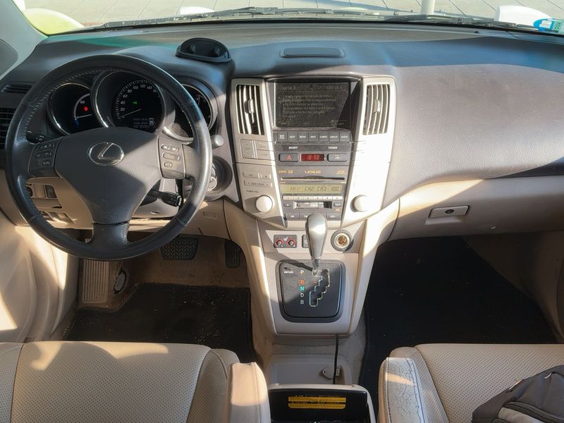Lexus RX-Serie RX 400h Luxury — zdjęcie 12