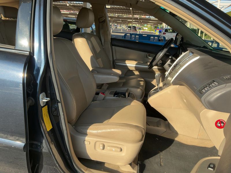 Lexus RX-Serie RX 400h Luxury — zdjęcie 11