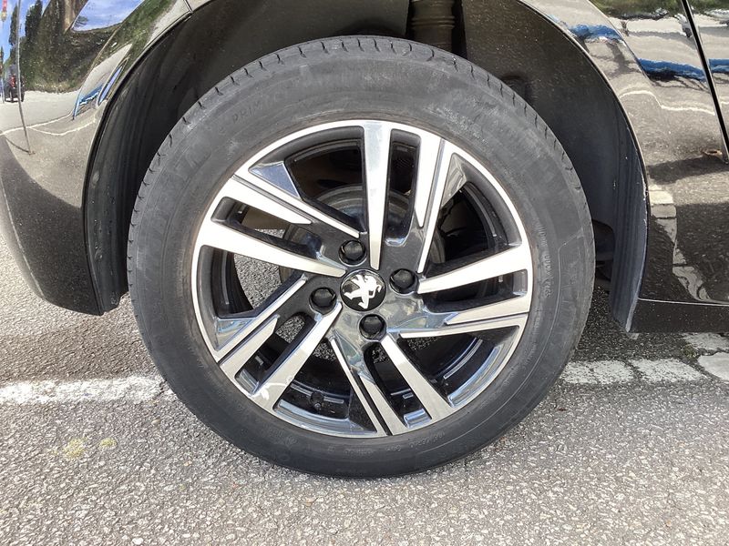 Peugeot 208 1.2 PureTech Active Pack 2023 – снимка 9