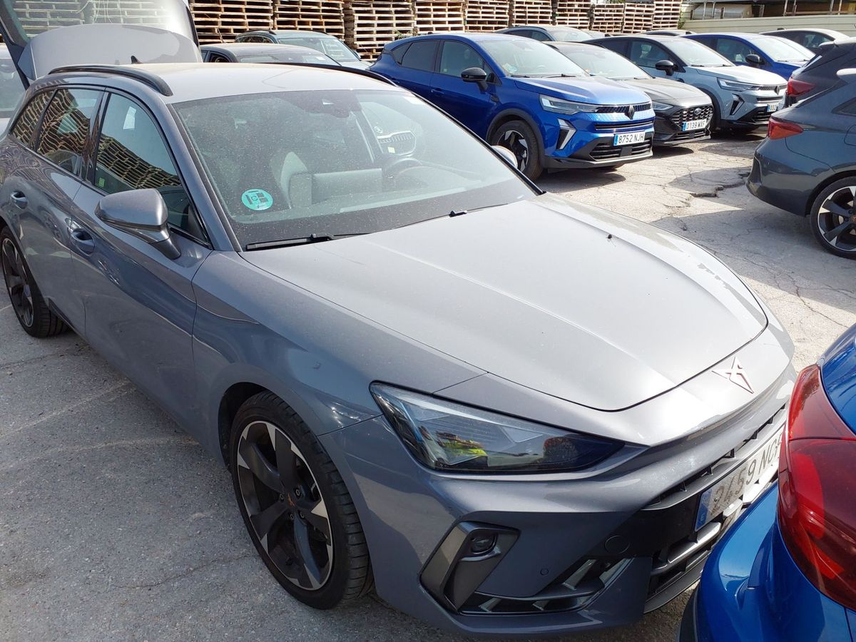 Cupra Leon 2025
