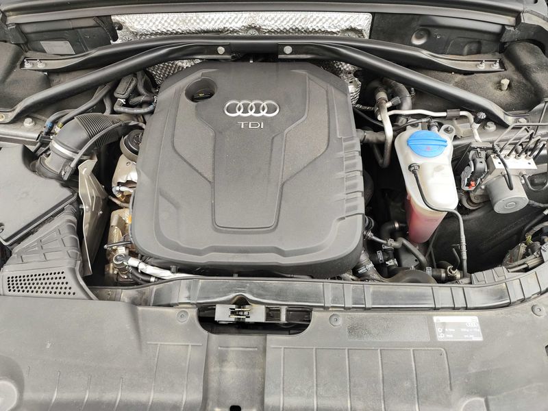 Audi Q5 2.0 TDI quattro Advanced edition — zdjęcie 8