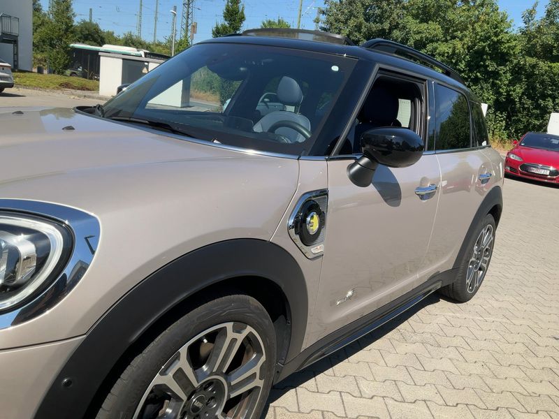 MINI Countryman Cooper S E Hybrid ALL4 Trim — zdjęcie 2