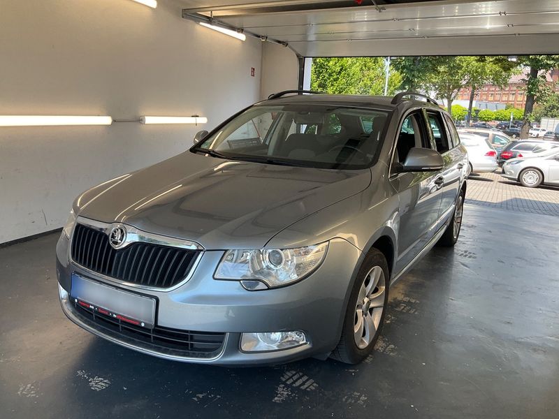 Skoda Superb 1.8 TSI Ambition 2013 – снимка 2