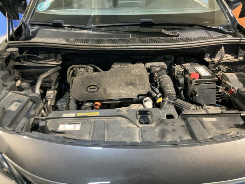 Peugeot 5008 1.5 Blue-HDi GT Line 2019 – снимка 31