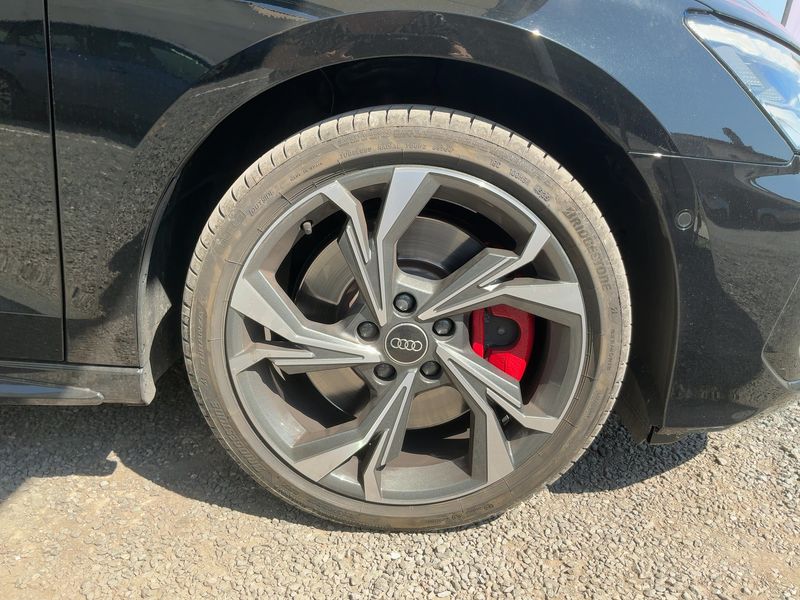 Audi A3 Sportback 45 TFSIe Competition 2022 – снимка 11