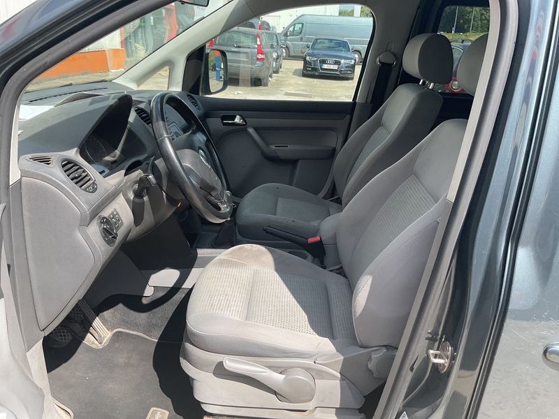 Volkswagen Caddy 1.9 TDI Life 2010 – снимка 3