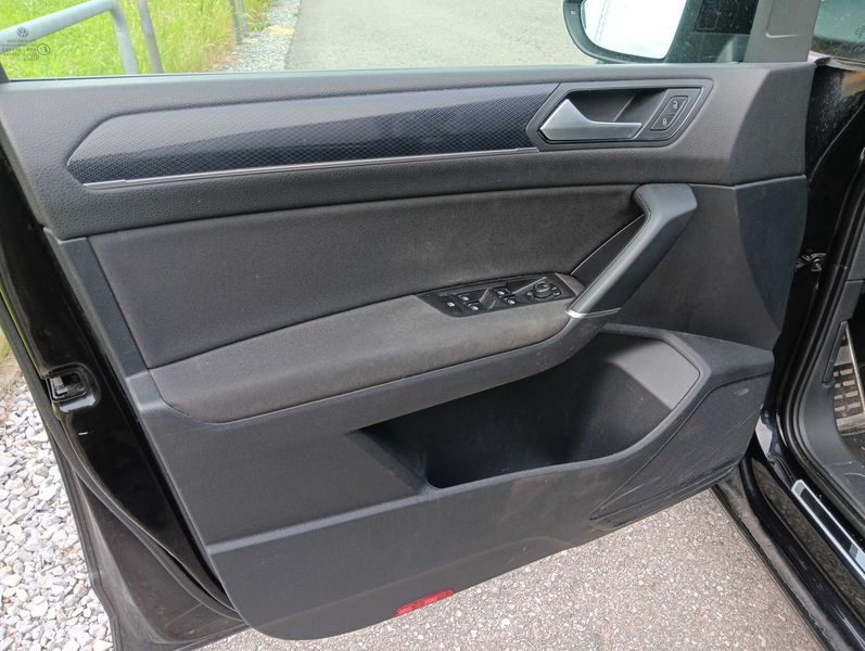 Volkswagen Touran 2.0 TDI United Start-Stopp — zdjęcie 17